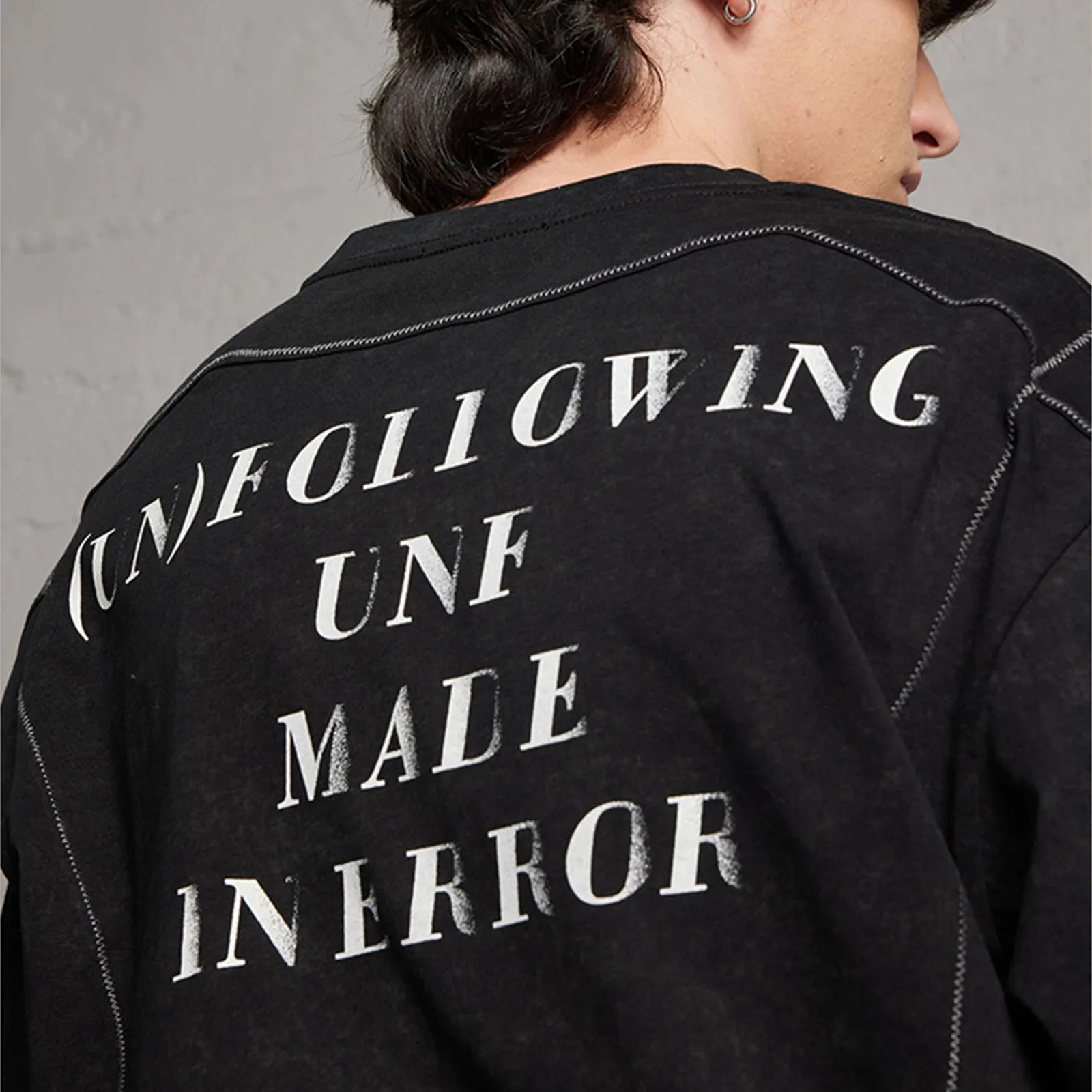 Round Neck Short-sleeved T-shirt With Letter Print And Stir-fried Color, Distressed Black, Spring Summer Men