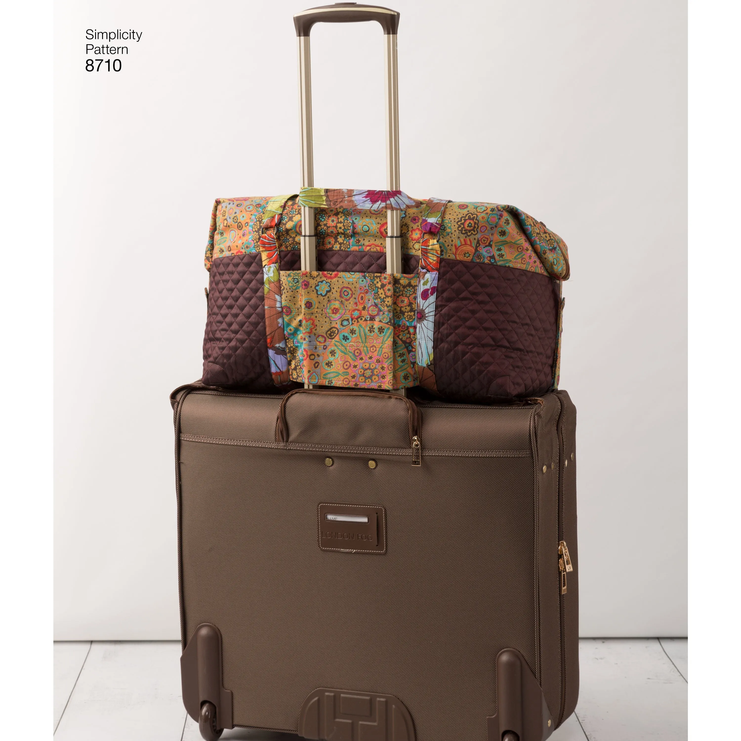 Simplicity Pattern 8710 Luggage Bags, Key Ring and Tassel