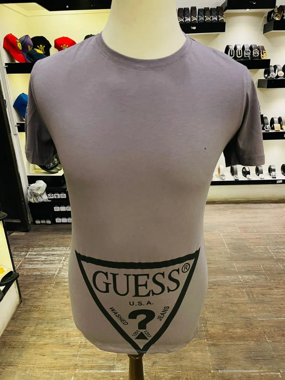 T SHIRT -76