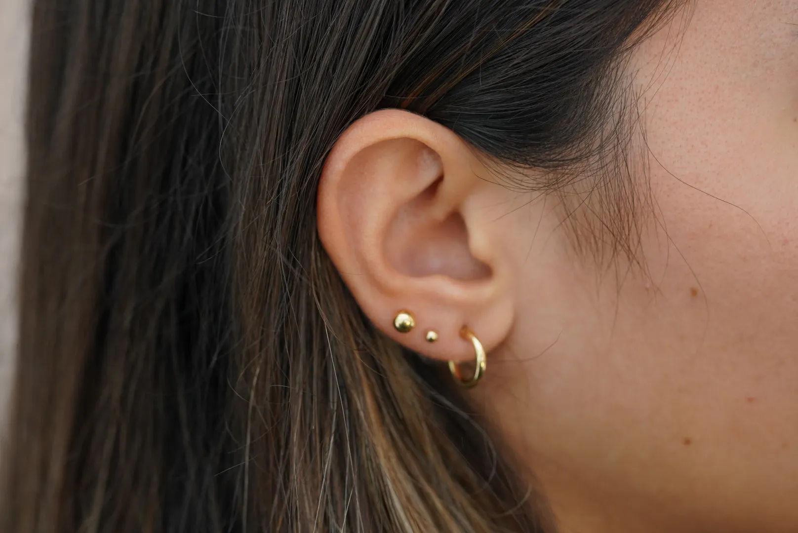 Timeless Simplicity – 18k Thin Plain Gold Hoops