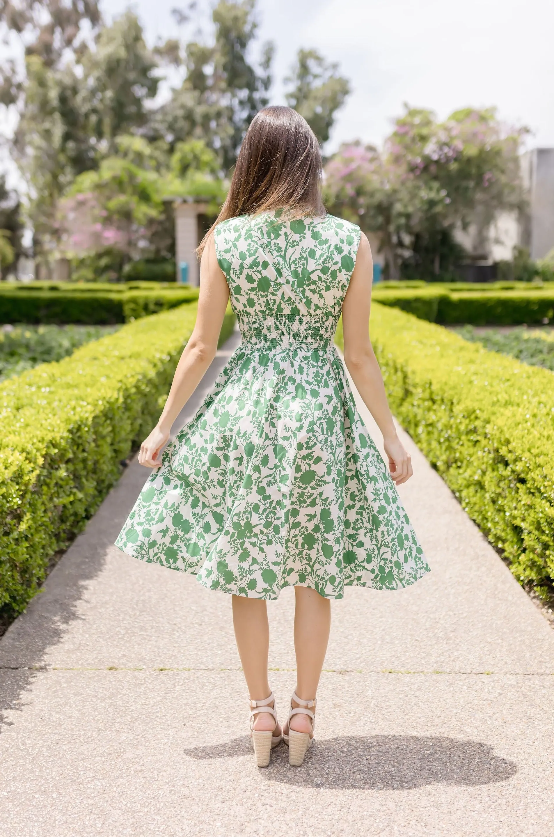 Waitlist 2/5 ♥ Ramona Shoulder Pad Sleeve Floral Print Midi Dress Green