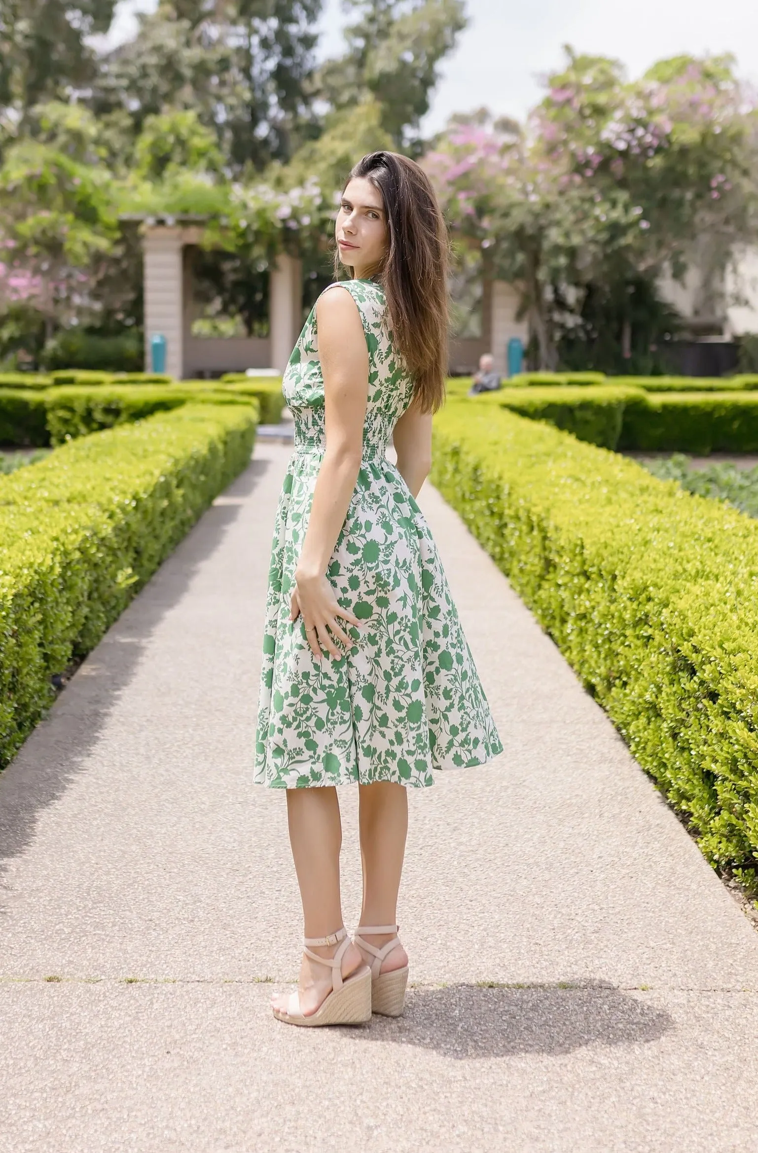 Waitlist 2/5 ♥ Ramona Shoulder Pad Sleeve Floral Print Midi Dress Green